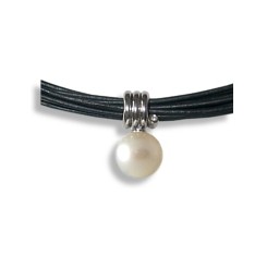 Vedhæng hvid perle